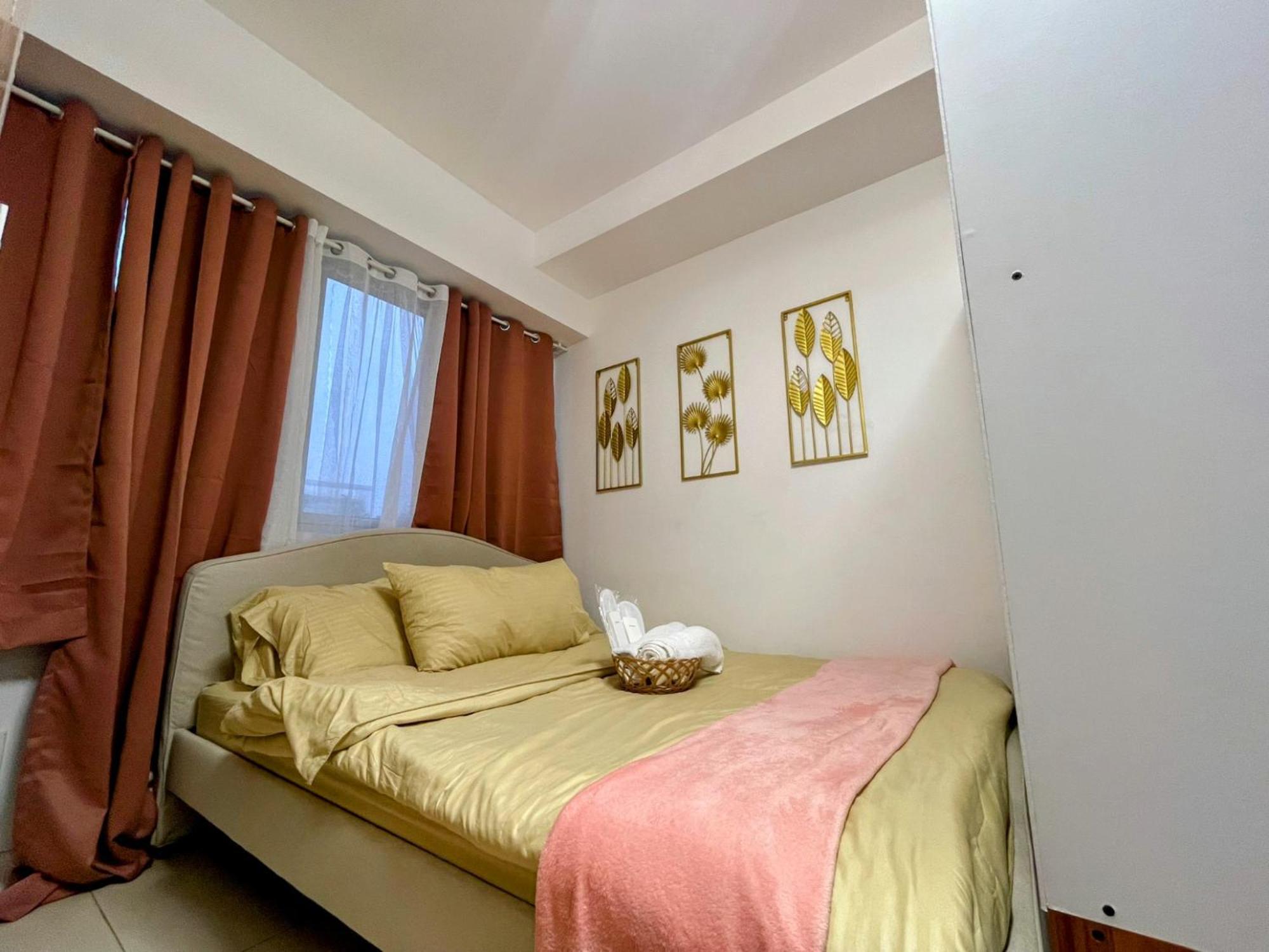 Acellyne'S Suites At The Residences At Commonwealth By Century Quezon City Pokój zdjęcie