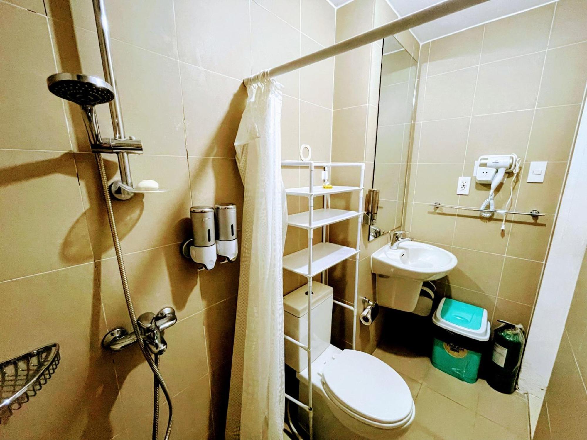 Acellyne'S Suites At The Residences At Commonwealth By Century Quezon City Pokój zdjęcie