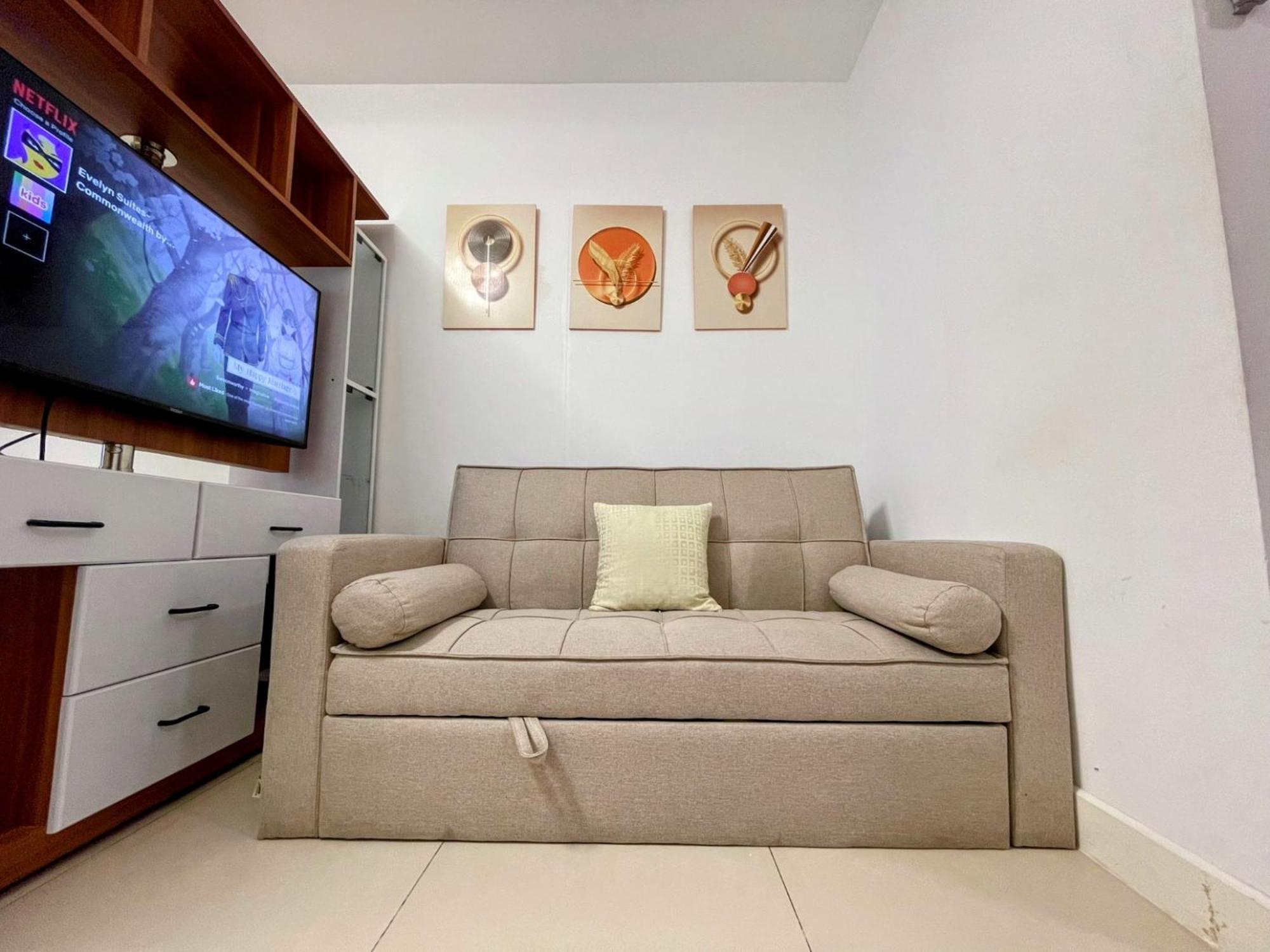 Acellyne'S Suites At The Residences At Commonwealth By Century Quezon City Pokój zdjęcie